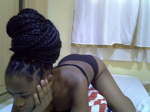 pretty-bianca live cam on BongaCams