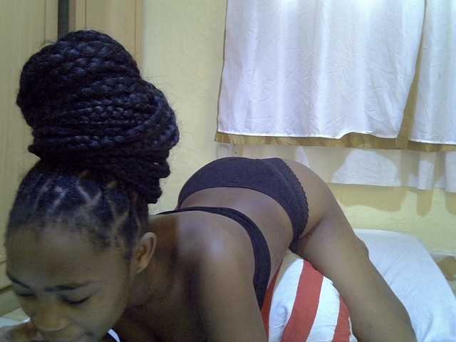 pretty-bianca live cam on BongaCams