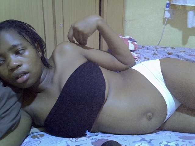 pretty-bianca live cam on BongaCams