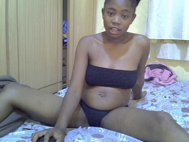 pretty-bianca live cam on BongaCams