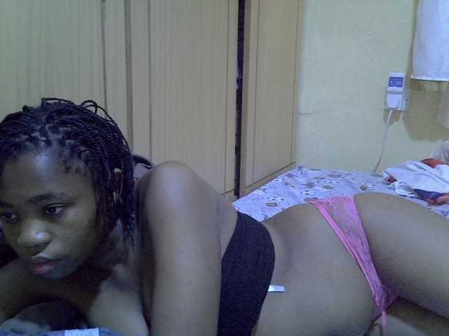 pretty-bianca live cam on BongaCams