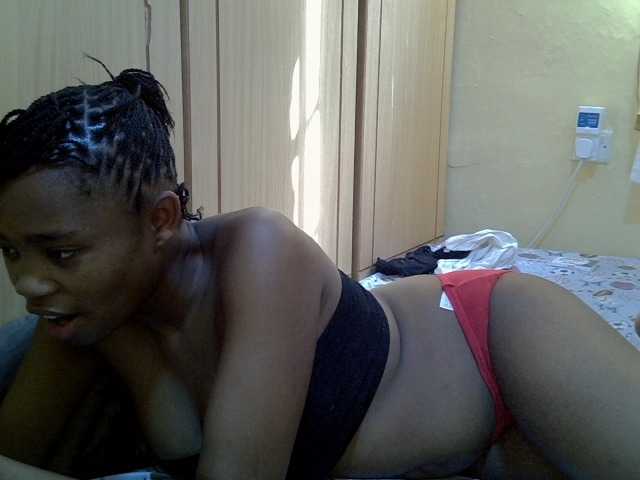 pretty-bianca live cam on BongaCams