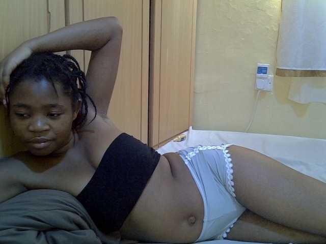pretty-bianca live cam on BongaCams
