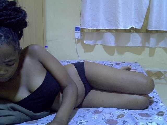 pretty-bianca live cam on BongaCams