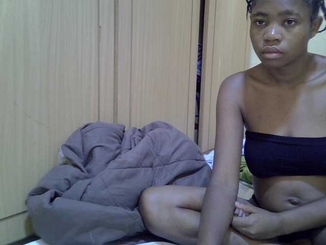 pretty-bianca live cam on BongaCams