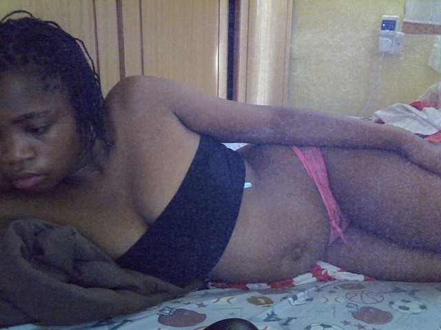 pretty-bianca live cam on BongaCams