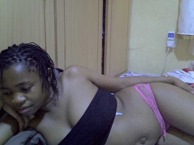 pretty-bianca live cam on BongaCams
