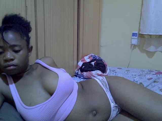 pretty-bianca webcam