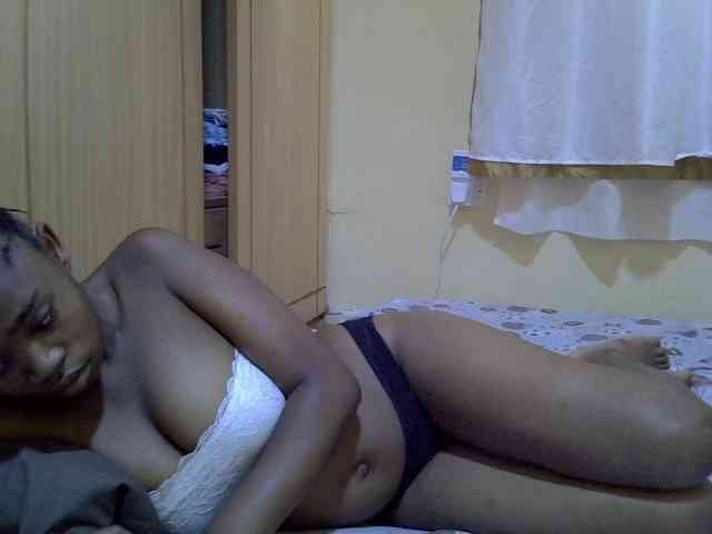 pretty-bianca webcam