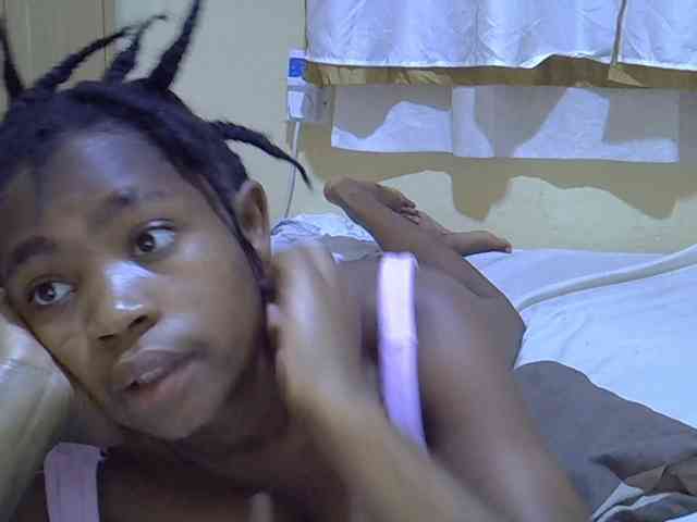 pretty-bianca webcam