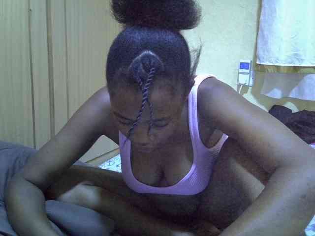 pretty-bianca webcam