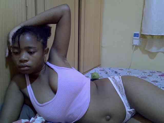 pretty-bianca webcam