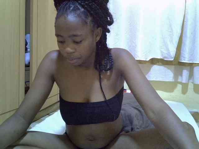 pretty-bianca webcam