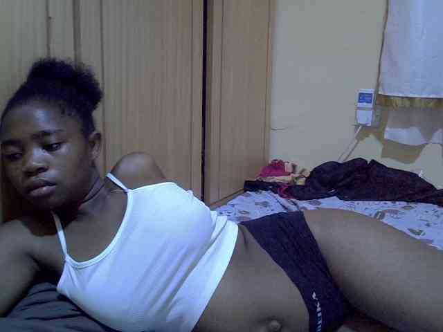 pretty-bianca webcam