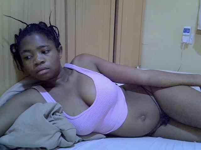 pretty-bianca webcam