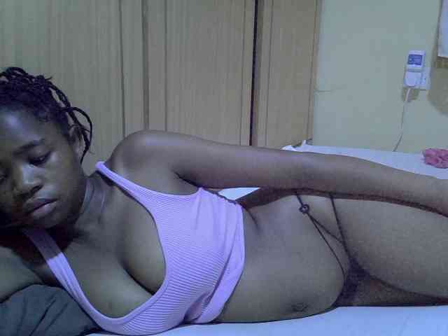 pretty-bianca webcam