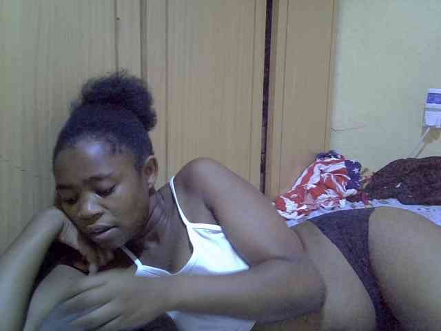 pretty-bianca webcam
