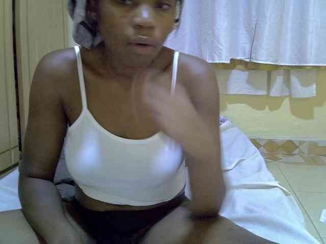 pretty-bianca webcam