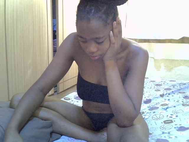 pretty-bianca webcam