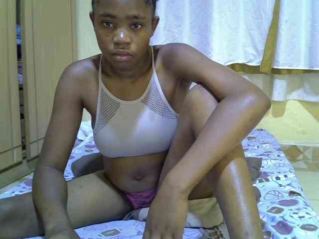 pretty-bianca webcam
