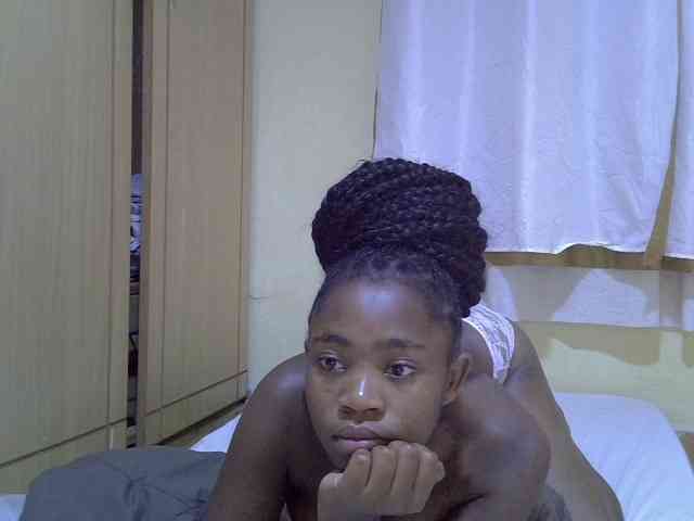 pretty-bianca webcam