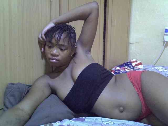 pretty-bianca webcam