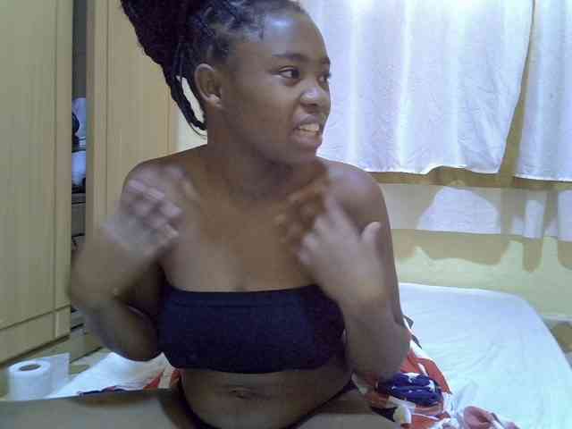 pretty-bianca webcam