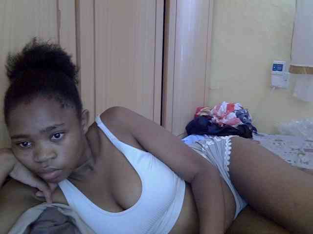 pretty-bianca webcam