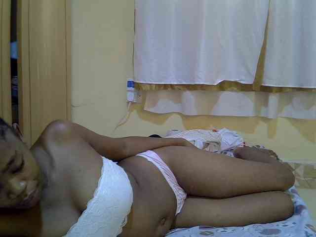 pretty-bianca webcam