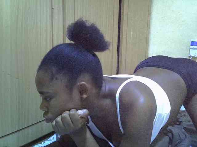 pretty-bianca webcam
