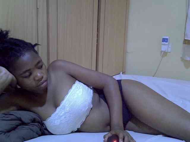 pretty-bianca webcam