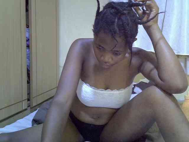 pretty-bianca webcam