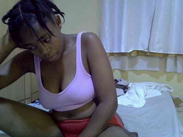 pretty-bianca webcam