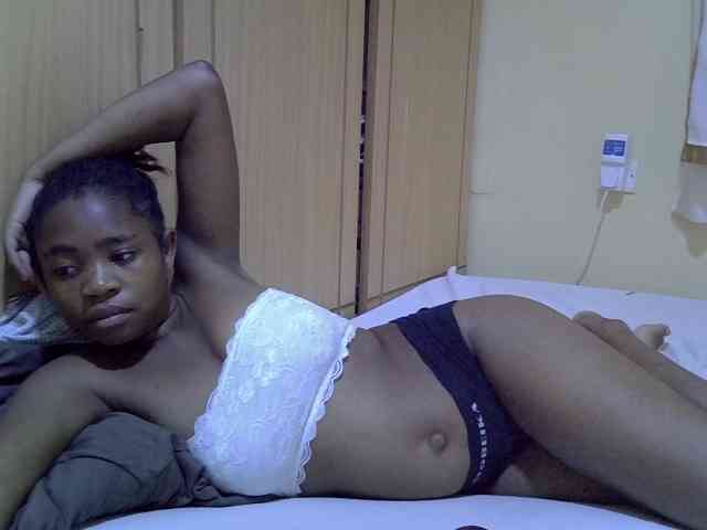 pretty-bianca webcam