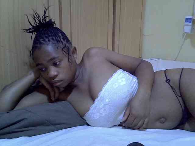 pretty-bianca webcam
