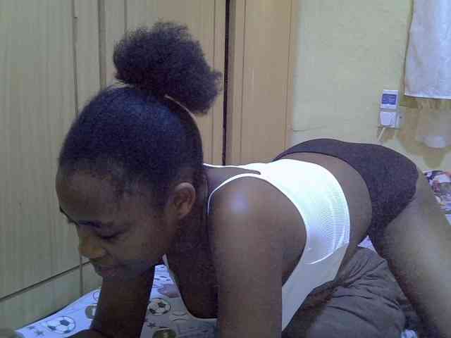 pretty-bianca webcam