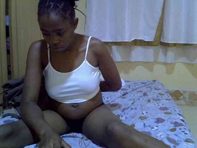 pretty-bianca webcam