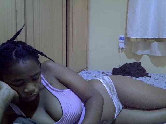 pretty-bianca webcam