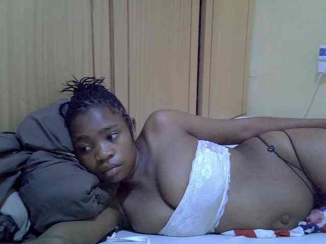 pretty-bianca webcam