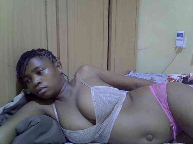 pretty-bianca webcam