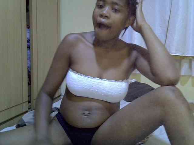 pretty-bianca webcam