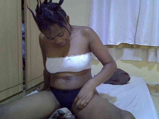 pretty-bianca webcam