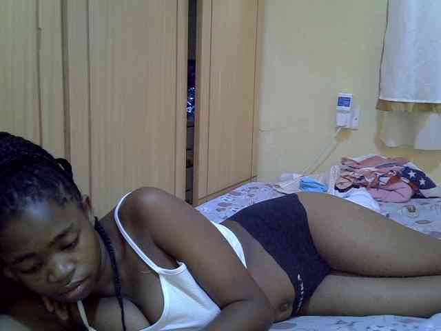 pretty-bianca webcam