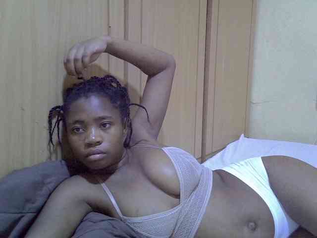 pretty-bianca webcam