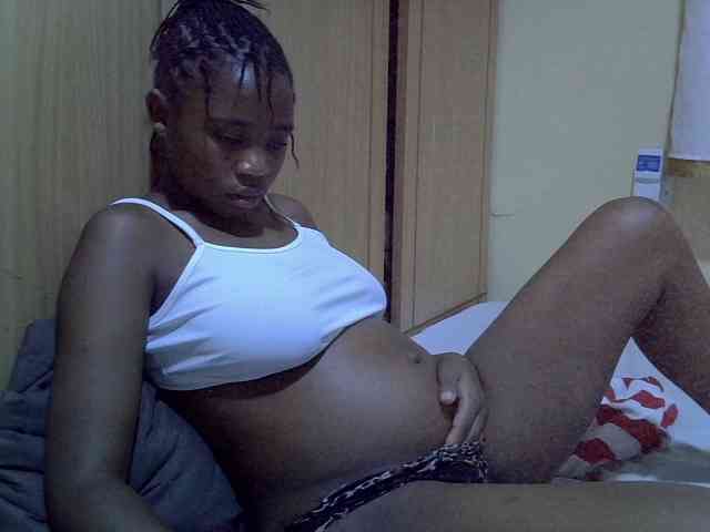 pretty-bianca webcam