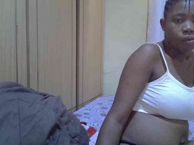 pretty-bianca webcam