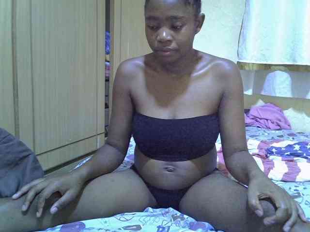 pretty-bianca webcam