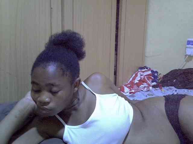 pretty-bianca webcam