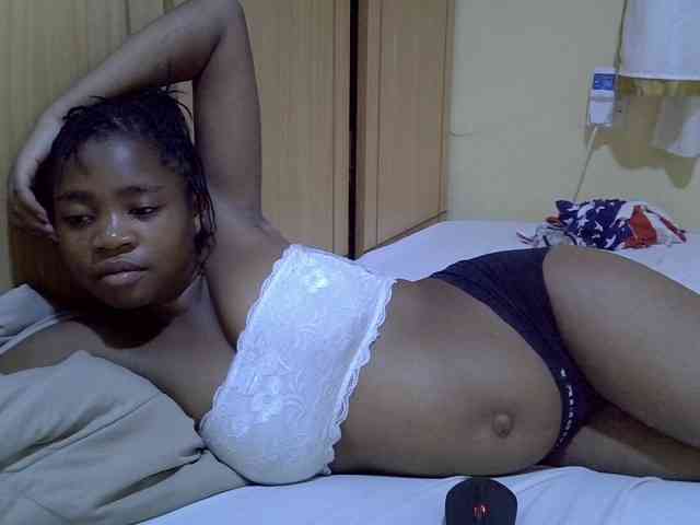 pretty-bianca webcam