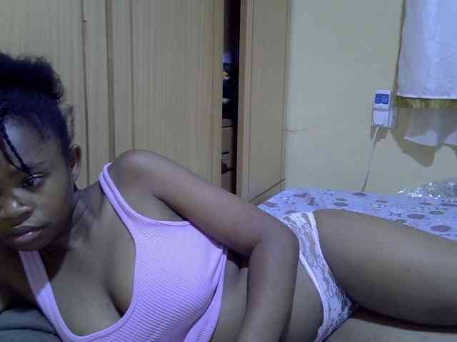 pretty-bianca webcam